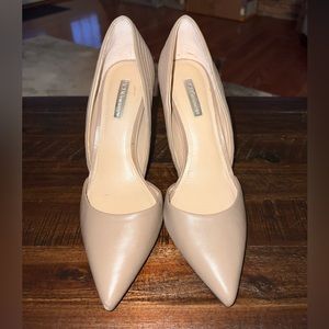 BCBG Brand New Heels - Size 8.5 - Tan